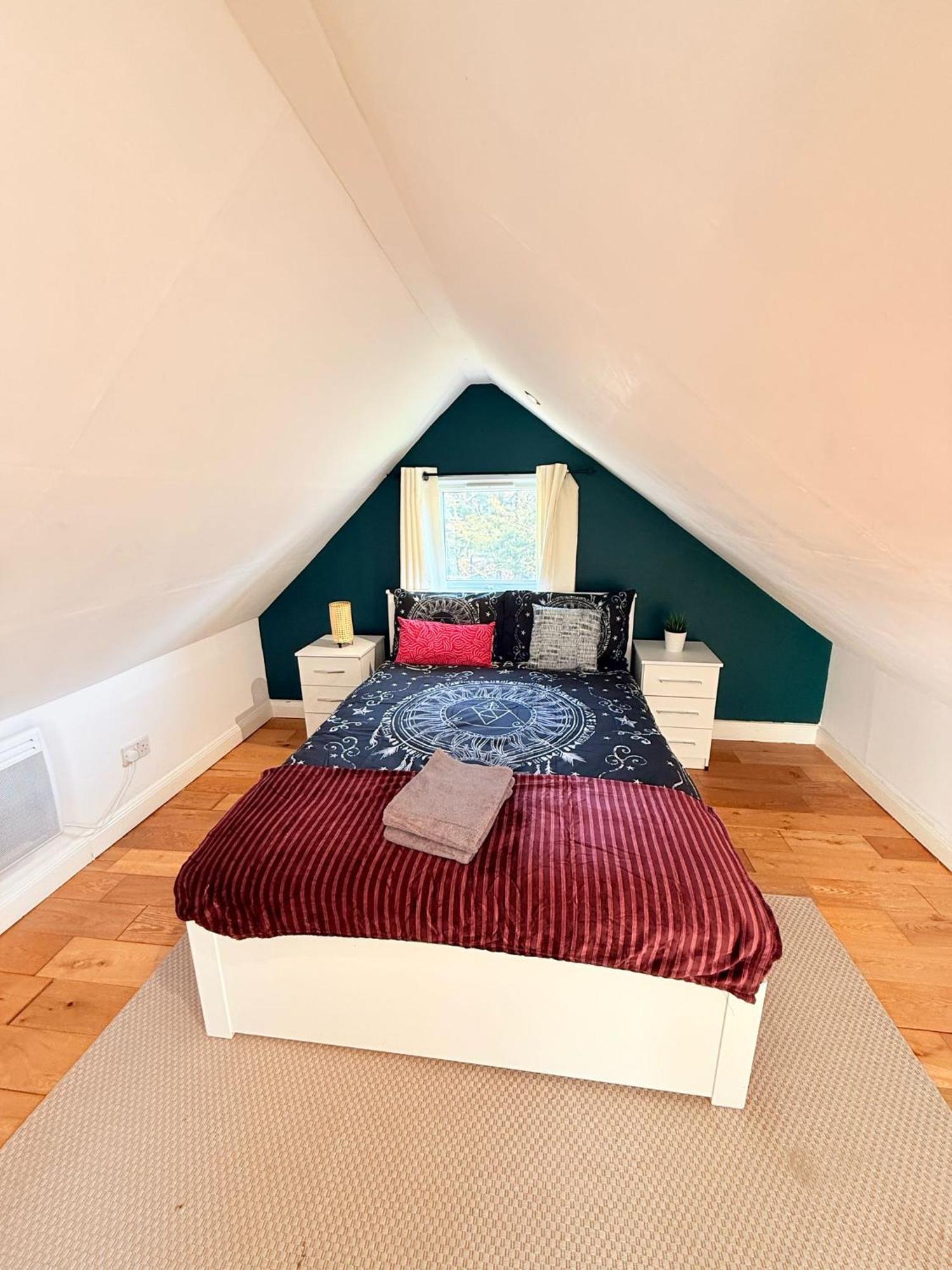 Wembley Rooms Лондон Екстериор снимка