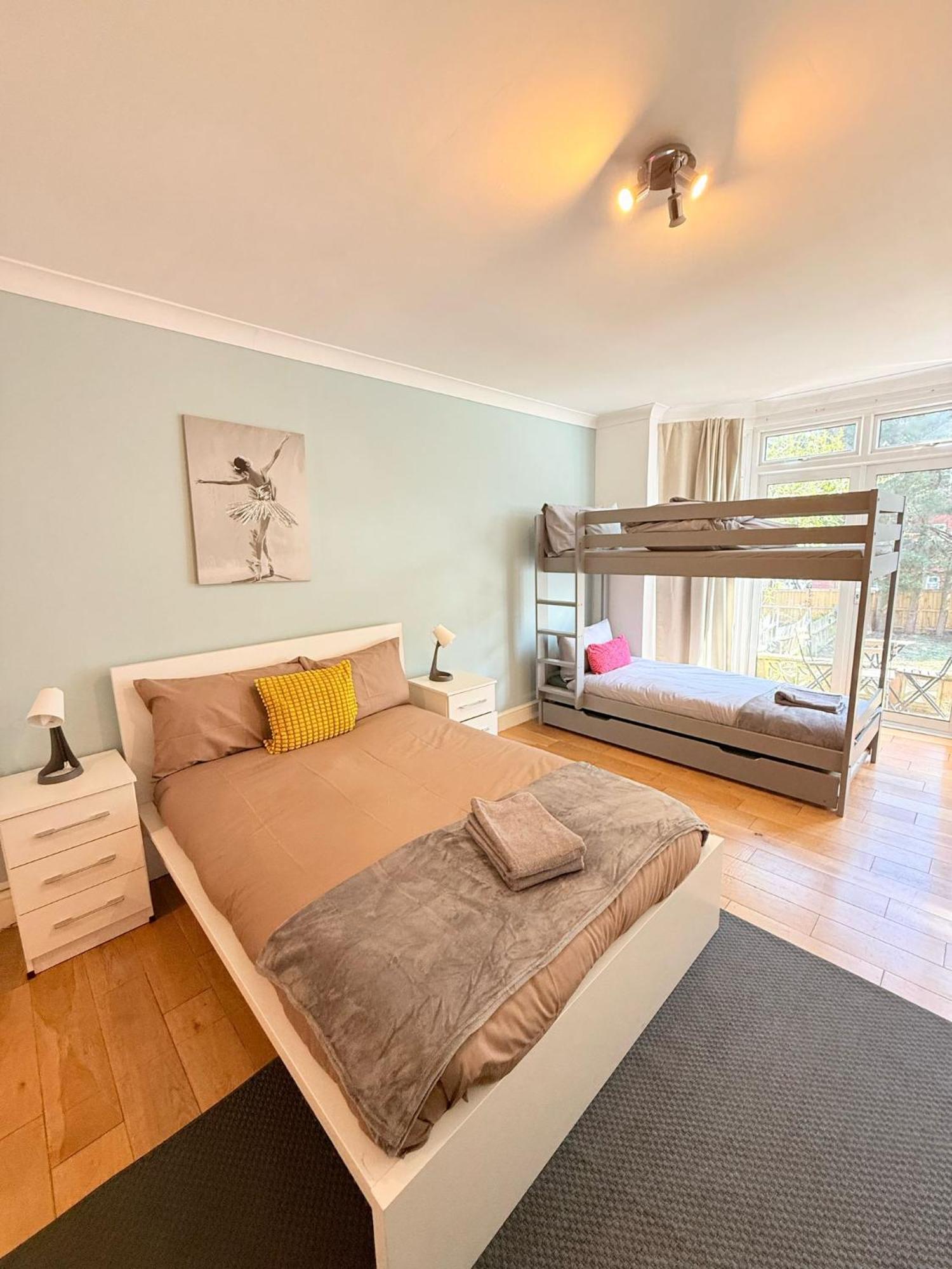 Wembley Rooms Лондон Екстериор снимка